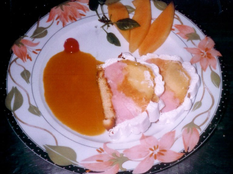 Dessert sorbet meringue Slym's Traiteur Martinique